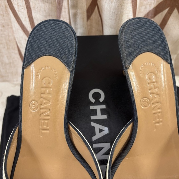 🆕 Chanel cc iconic Camellia flower Mules 😍 - Picture 4 of 6